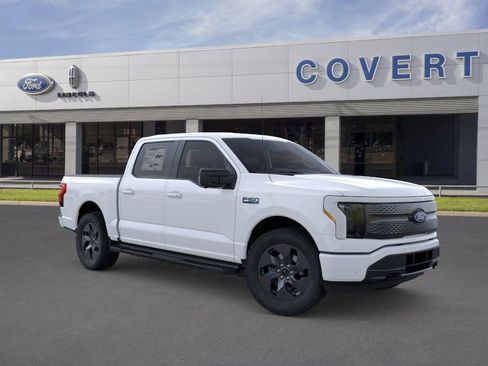 New 2025 Ford F150 Lightning Flash image 7