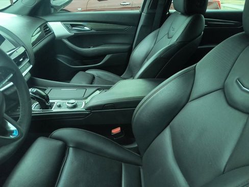 Used 2020 Cadillac CT5 V w/ Premium Package image 4