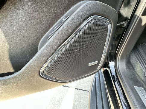 Used 2019 Chevrolet Tahoe LT AWD/4WD image 22