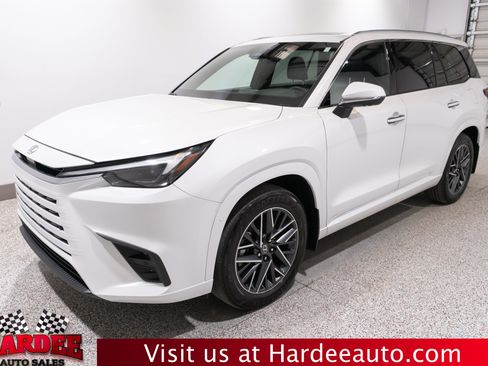 Used 2025 Lexus TX 350 AWD w/ Technology Package image 2