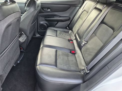 Used 2023 Nissan Ariya FWD image 20