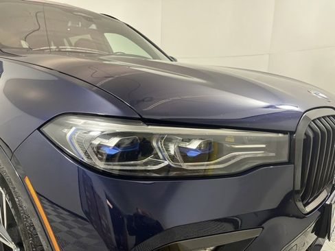 Used 2020 BMW X7 M50i image 27