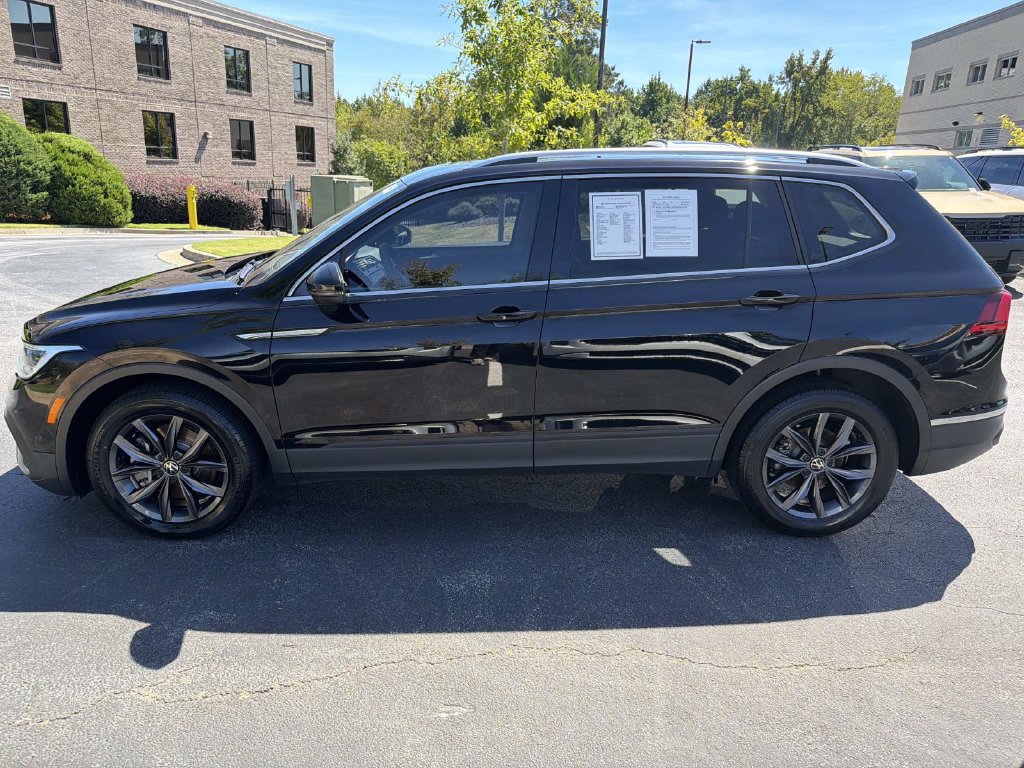 Used 2023 Volkswagen Tiguan SE FWD image 6