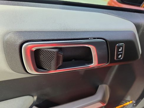 Certified 2023 Ford Bronco Badlands w/ Sasquatch Package image 13