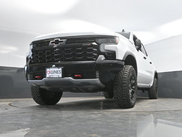 Used 2022 Chevrolet Silverado 1500 ZR2 w/ Technology Package AWD/4WD image 49