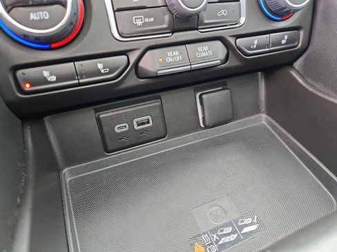 Used 2023 Chevrolet Tahoe RST w/ Sport Performance Package image 32