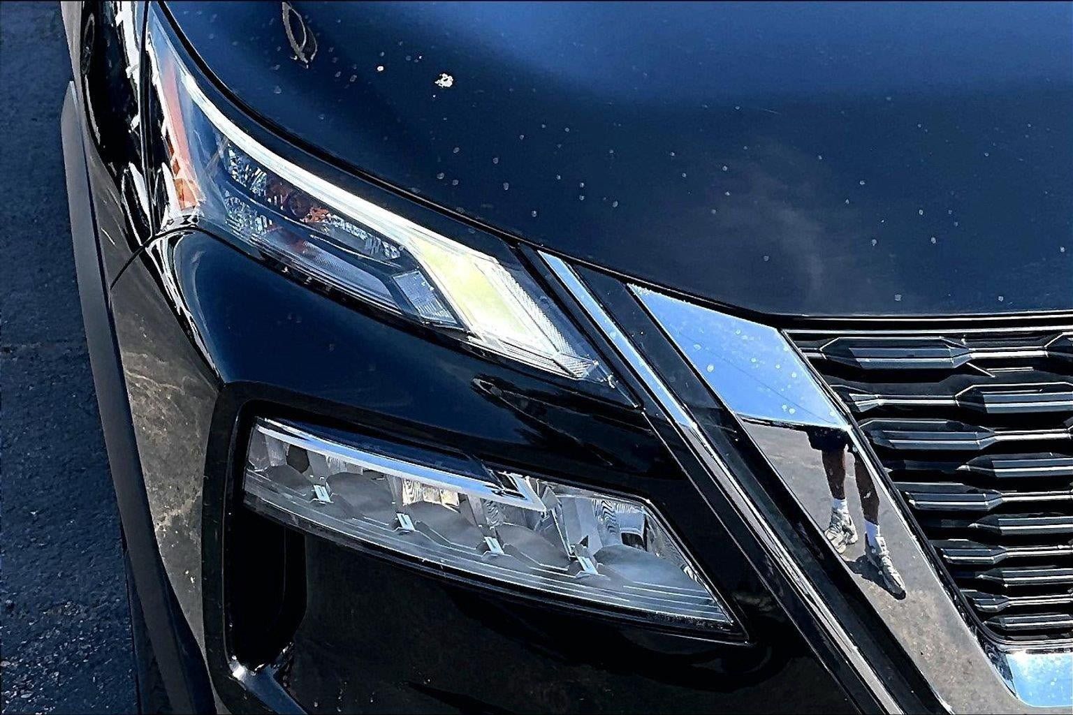 Used 2023 Nissan Rogue SV AWD/4WD image 28