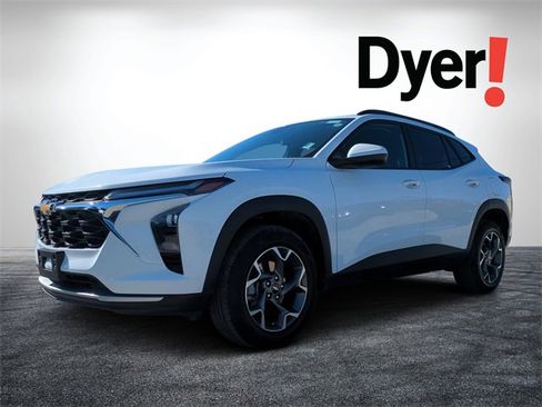 Certified 2025 Chevrolet Trax LT image 8