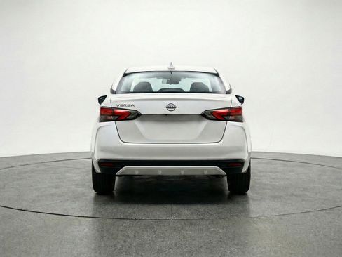 Used 2025 Nissan Versa SV FWD image 7