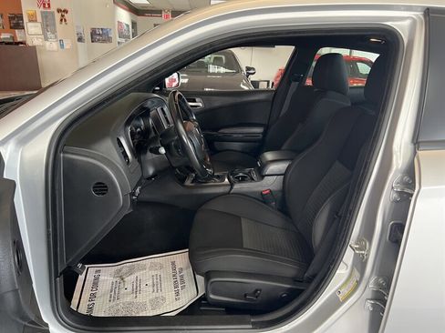 Used 2023 Dodge Charger GT w/ Blacktop Package image 9