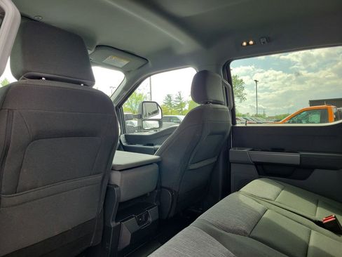 Certified 2025 Ford F350 XLT AWD/4WD image 16