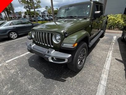 Certified 2022 Jeep Gladiator Overland w/ LED Lighting Group