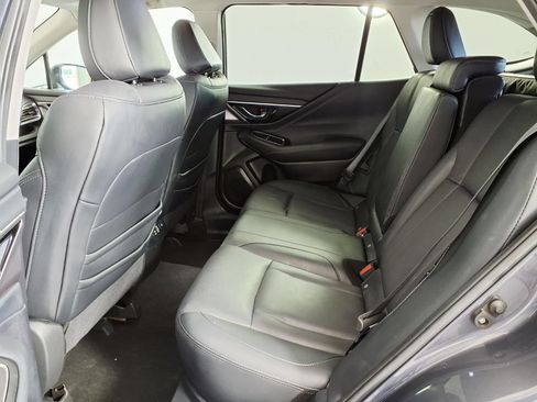 Used 2023 Subaru Outback Limited AWD/4WD image 9
