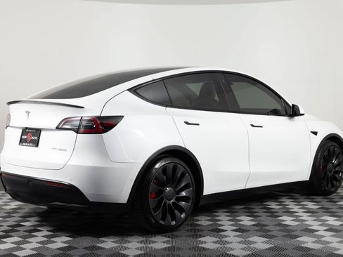 Used 2022 Tesla Model Y Performance AWD/4WD image 7