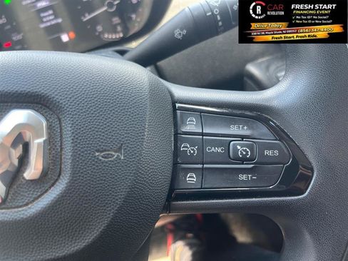 Used 2025 RAM ProMaster 2500 w/ Convenience Group image 16