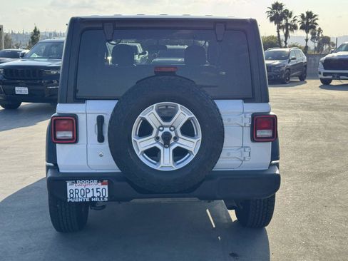Used 2020 Jeep Wrangler Unlimited Sport S AWD/4WD image 5