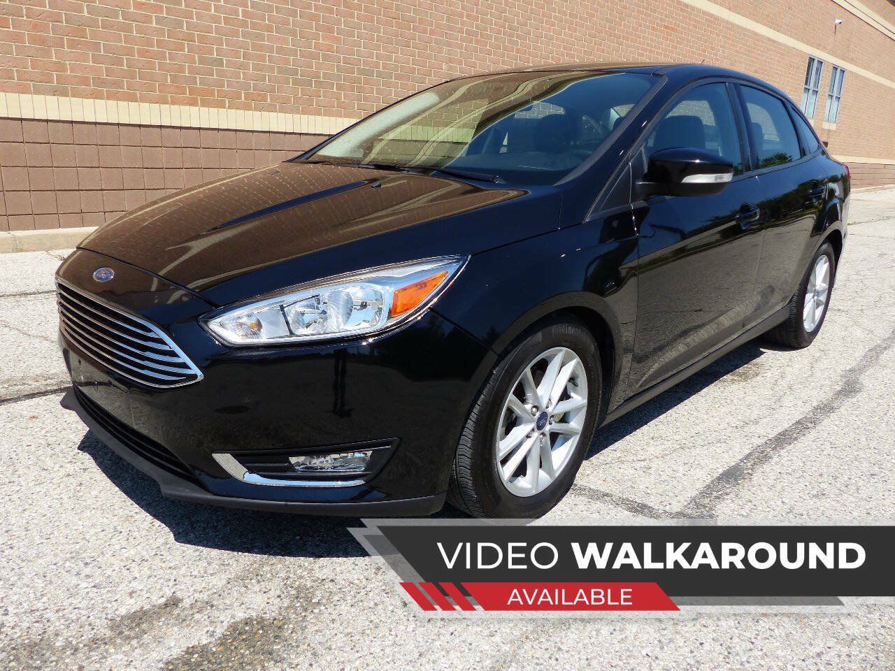 Used 2016 Ford Focus SE w/ SE Cold Weather Package FWD image 1
