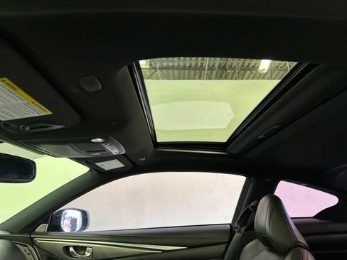 Used 2017 INFINITI Q60 2.0t w/ Premium Plus Package 2.0T image 18