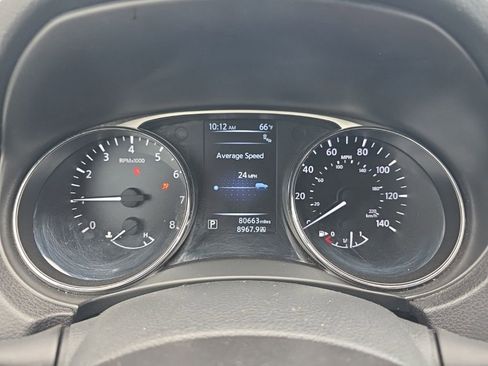 Used 2016 Nissan Rogue SV w/ SV Premium Package image 26