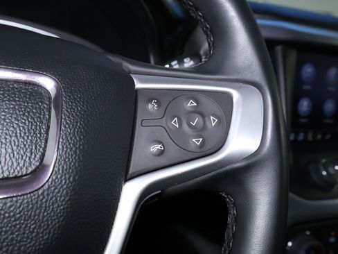 Used 2023 GMC Acadia SLT image 24