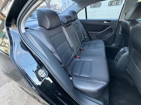 Used 2014 Volkswagen Jetta SE image 31