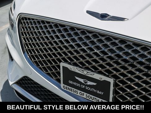 Used 2025 Genesis GV70 2.5T AWD/4WD image 11