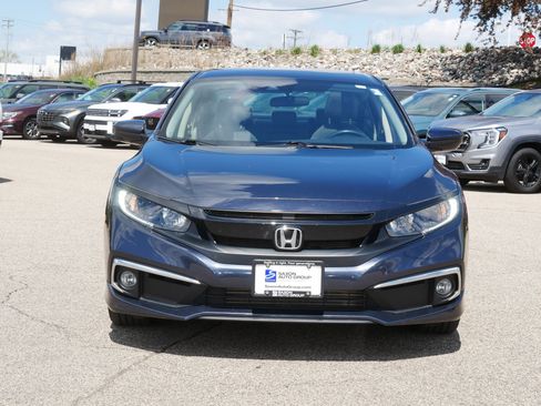 Used 2019 Honda Civic EX image 3