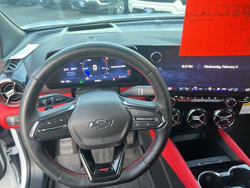 Used 2024 Chevrolet Blazer EV RS image 19