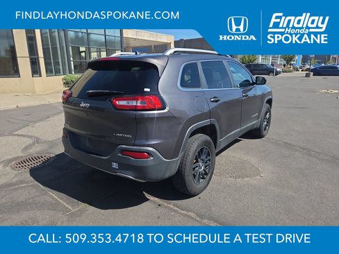 Used 2016 Jeep Cherokee Limited AWD/4WD image 5