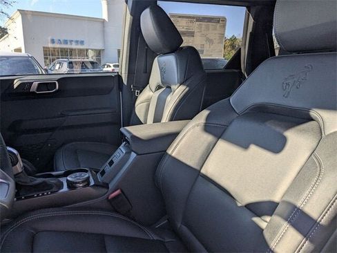 New 2025 Ford Bronco Big Bend w/ Black Diamond Package image 13