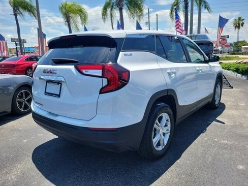 Used 2024 GMC Terrain SLE FWD image 7