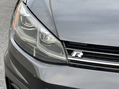 Used 2019 Volkswagen Golf R 4-Door AWD/4WD image 10