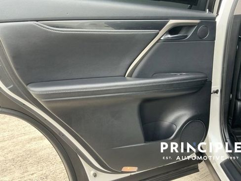 Used 2018 Lexus RX 350L FWD w/ Accessory Package image 27