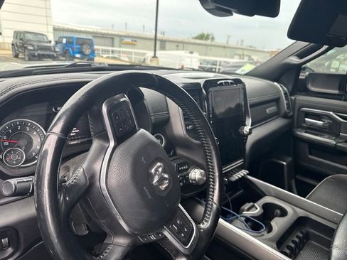 Used 2022 RAM 2500 Laramie w/ Night Edition AWD/4WD image 11