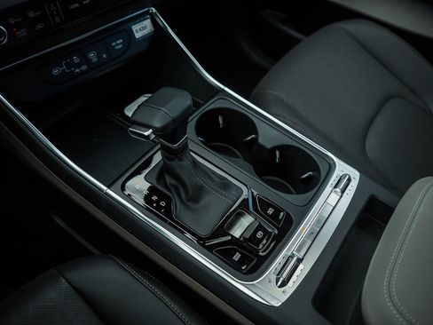 New 2026 Kia Carnival SX FWD image 28