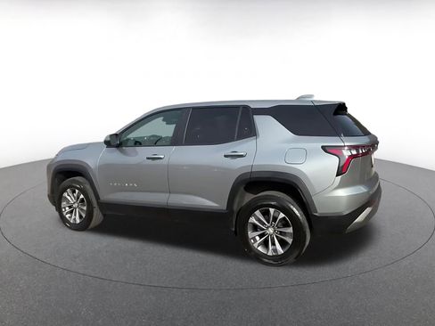 Used 2025 Chevrolet Equinox LT image 10