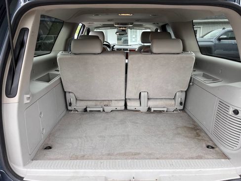Used 2009 Chevrolet Suburban LTZ image 9