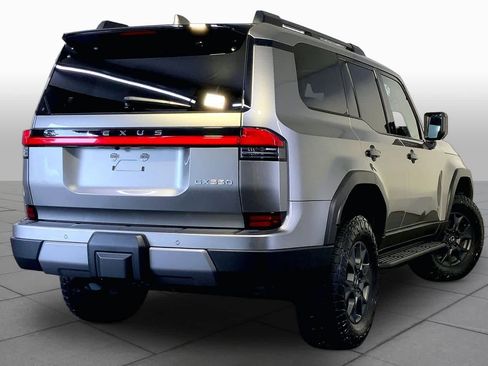 Used 2026 Lexus GX 550 w/ Accessory Package (CT) AWD/4WD image 13