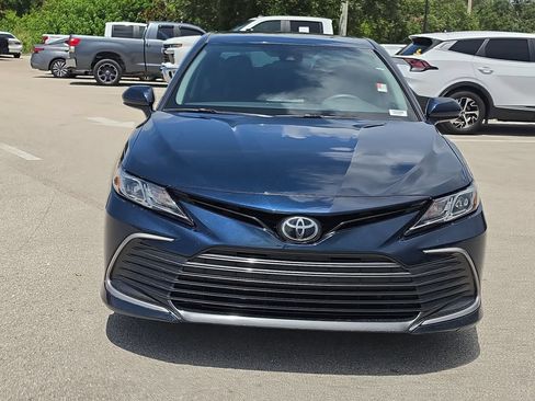 Used 2021 Toyota Camry LE FWD image 2