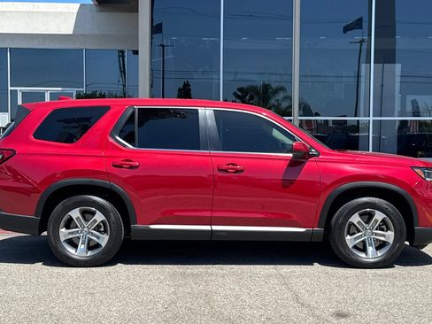 Used 2023 Honda Pilot EX-L image 4