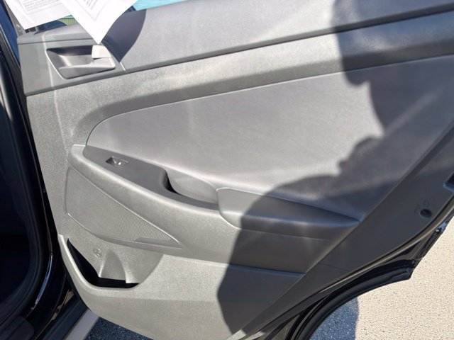 Used 2018 Hyundai Tucson Value AWD/4WD image 11