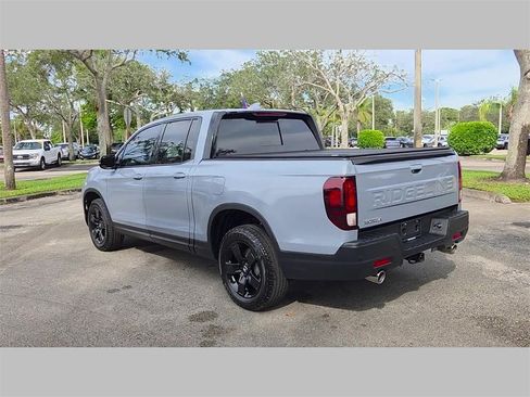 Used 2025 Honda Ridgeline Black Edition image 46