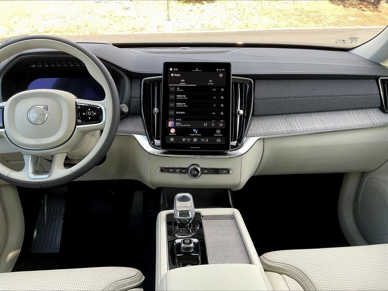 New 2026 Volvo XC90 B6 Ultra w/ Protection Package AWD/4WD image 9