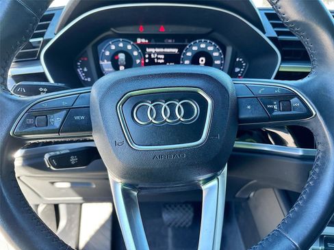 Used 2019 Audi Q3 2.0T Premium image 11