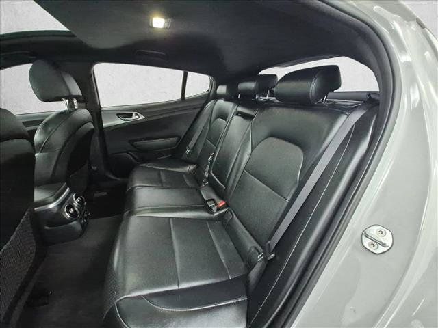 Used 2022 Kia Stinger GT1 RWD image 22