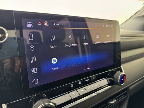 Used 2024 Chevrolet Colorado W/T w/ WT Convenience Package image 13