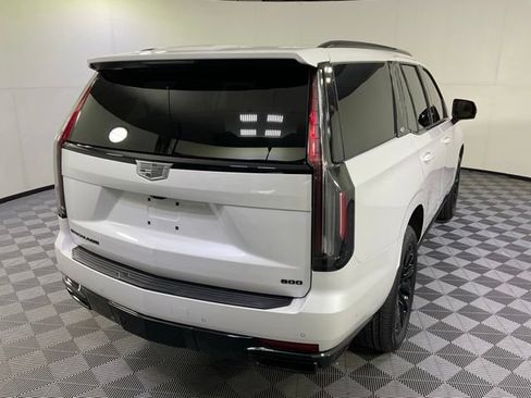 Certified 2022 Cadillac Escalade Sport w/ Touring Package AWD/4WD image 6