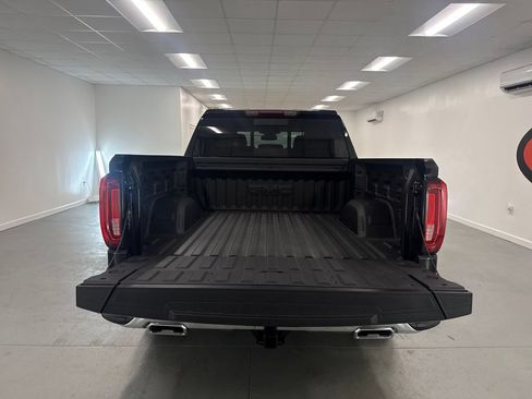 New 2026 GMC Sierra 1500 SLT w/ SLT Premium Plus Package AWD/4WD image 8