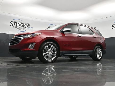 Used 2018 Chevrolet Equinox Premier FWD image 28