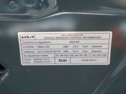 Certified 2025 Kia Sorento EX AWD/4WD image 27